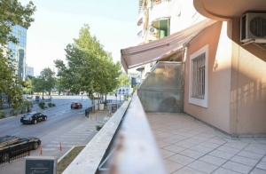 Preko Morače - Bulevar Džordža Vašingtona, 48m2, I sprat, 139.000€
