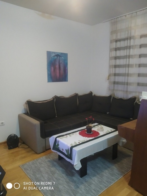 Blok VI - Ulica Đoka Miraševića, 39m2, II sprat, namješten, 109.200€