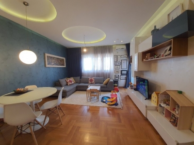 Pobrežje - Zetagradnja, 46m2 + garažno mjesto, VII/VIII sprat, polunamješten, 92.000€