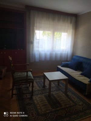 Zabjelo - Ulica kralja Nikole, 40m2, visoko prizemlje, namješten, 180€